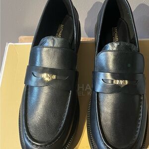 Michael Kors Eden Black Leather Women Slip-Ons with Gold Accent Size 11M.